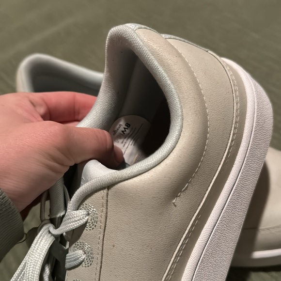 Allbirds Piper Sneaker - Picture 2 of 3